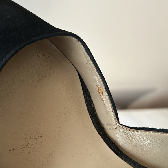 Ann Taylor suede tassel pumps, size 8 1/2 - Picture 5 of 9